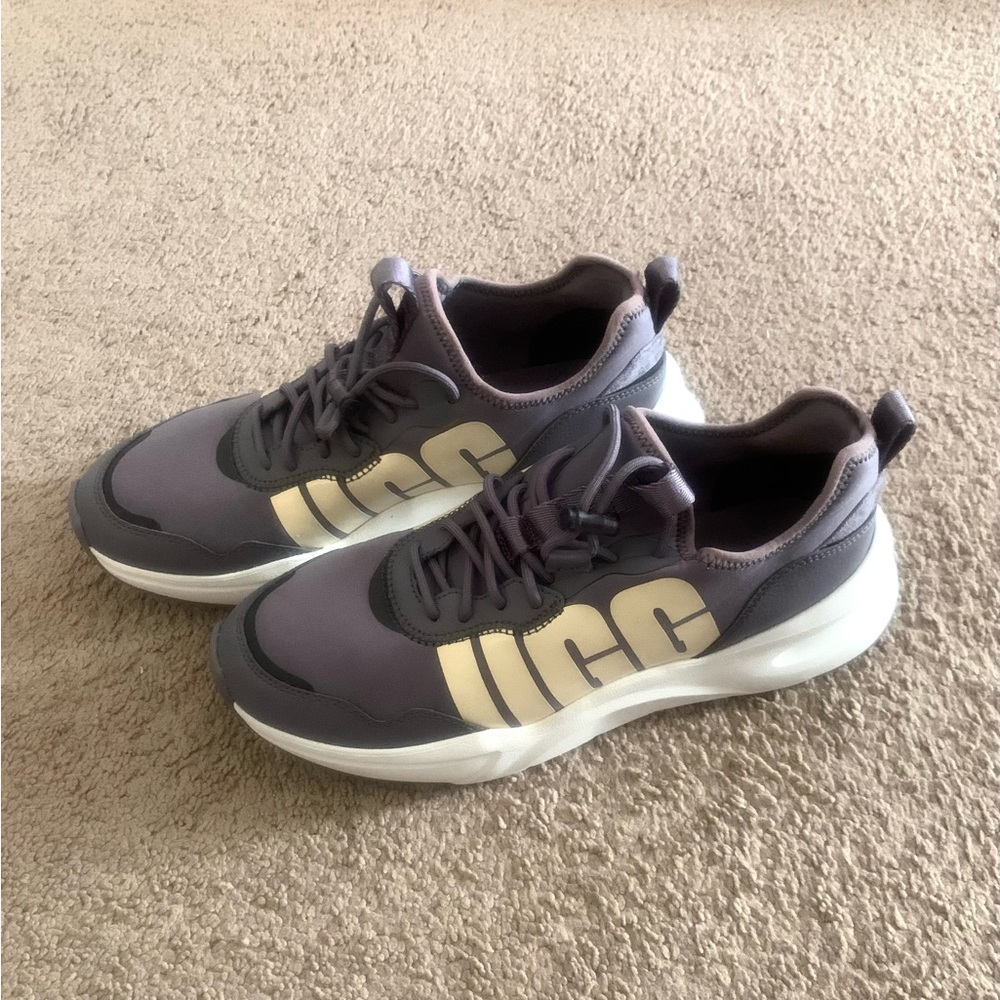 UGG La Daze Purple Lace-Up Outline Bottom Shoes Size 9.5